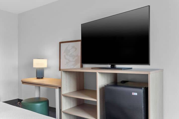 Room 20 of 35